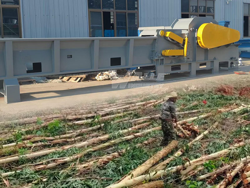 Mobile Heavy-Duty Forest Logging Chipper for On-Site
